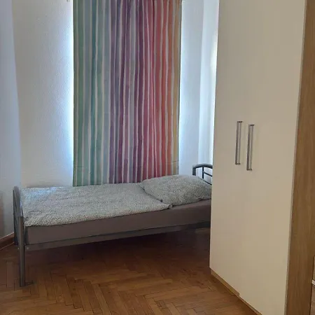 Lägenhet Fuer 5 Personen In